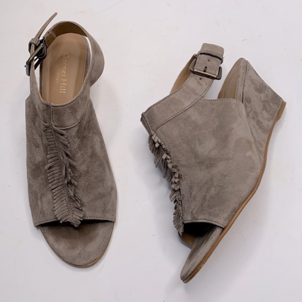 Garnet Hill Carmella Tan Suede Fringe Wedges Sandals Shoes S-009 Sz 8
